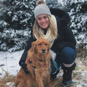 Meet your Posher, Emily